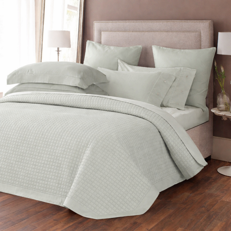 Couvre-lit matelassé ISEO